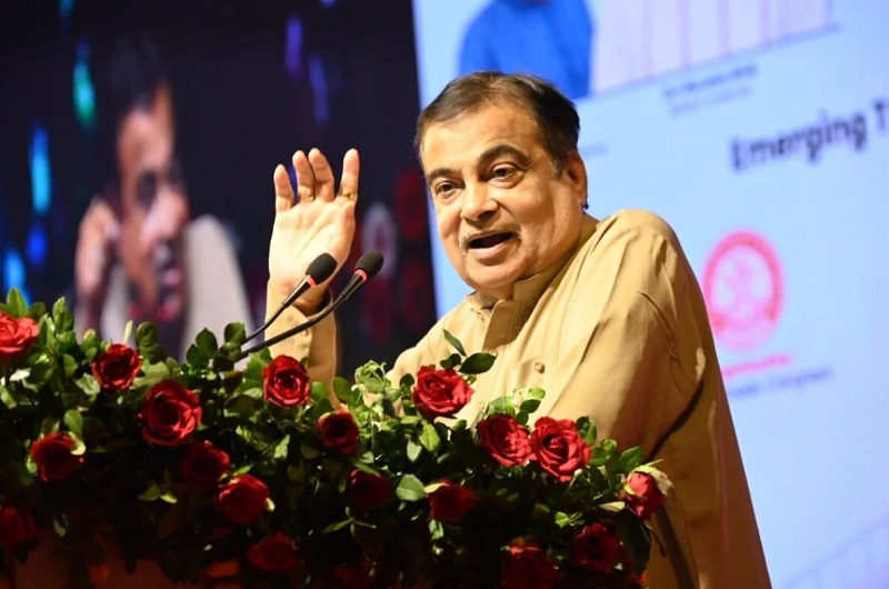 केंद्रीय मंत्री गडकरी (फाइल फोटो) 19 अक्टूबर को भोपाल में सड़क कांग्रेस को संबोधित करते हुए केंद्रीय मंत्री गडकरी (फाइल फोटो) 19 अक्टूबर को भोपाल में सड़क कांग्रेस को संबोधित करते हुए