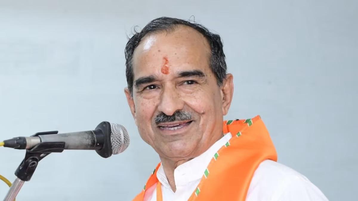 आयुर्वेद को बढ़ावा देने के लिए राष्ट्रीय धन्वंतरि आयुर्वेद पुरस्कार की शुरूआत मोदी की ऐतिहासिक पहलः मदन राठौड़ आयुर्वेद को बढ़ावा देने के लिए राष्ट्रीय धन्वंतरि आयुर्वेद पुरस्कार की शुरूआत मोदी की ऐतिहासिक पहलः मदन राठौड़