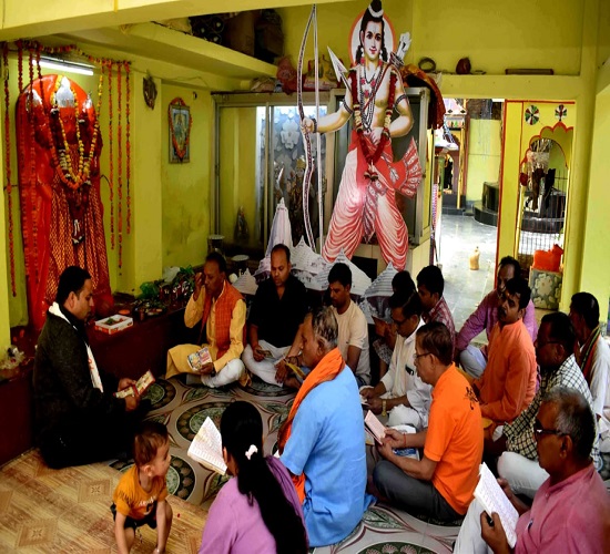 पूरी भव्यता के साथ मनाया गया केसरी नंदन कलयुग के संकट मोचन हनुमान जी का जन्मोत्सव पूरी भव्यता के साथ मनाया गया केसरी नंदन कलयुग के संकट मोचन हनुमान जी का जन्मोत्सव