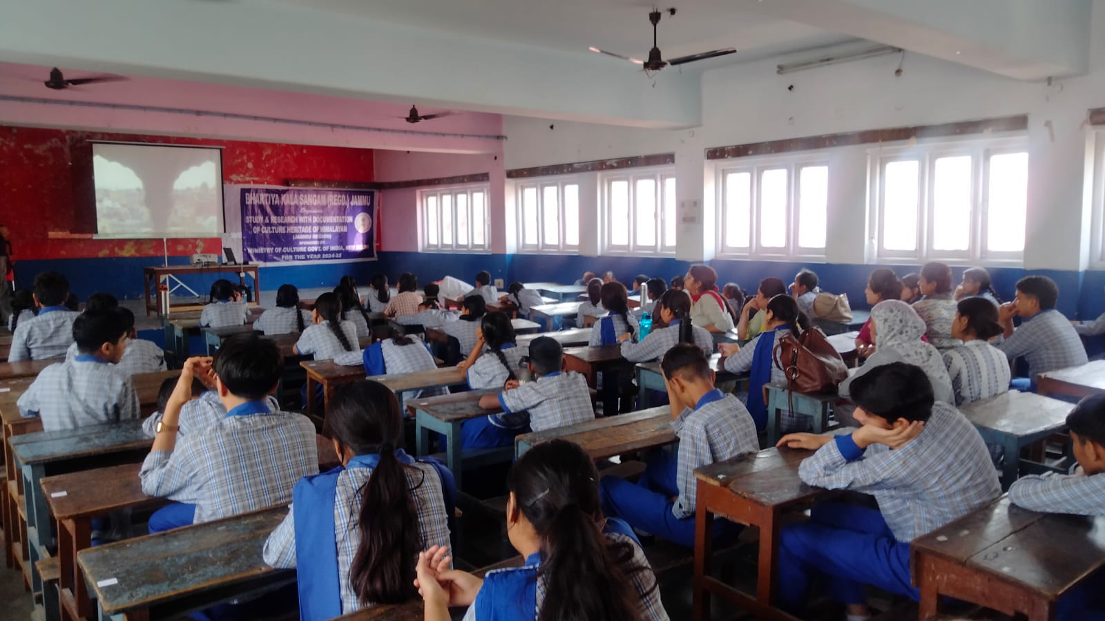 भारतीय कला संगम ने डोगरा संस्कृति पर ऑडियो-विजुअल कार्यक्रम आयोजित किया भारतीय कला संगम ने डोगरा संस्कृति पर ऑडियो-विजुअल कार्यक्रम आयोजित किया
