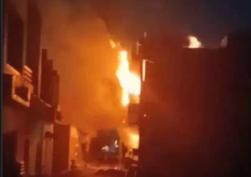 पानीपत वर्मा चौक स्थित मकान में लगी आग पानीपत वर्मा चौक स्थित मकान में लगी आग