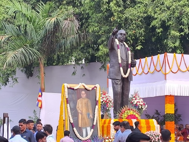 नई दिल्ली के संसद भवन परिसर में भव्य इंतजाम किए गए हैं। फोटो-गणेश/ (Udaipur Kiran) नई दिल्ली के संसद भवन परिसर में भव्य इंतजाम किए गए हैं। फोटो-गणेश/ (Udaipur Kiran)