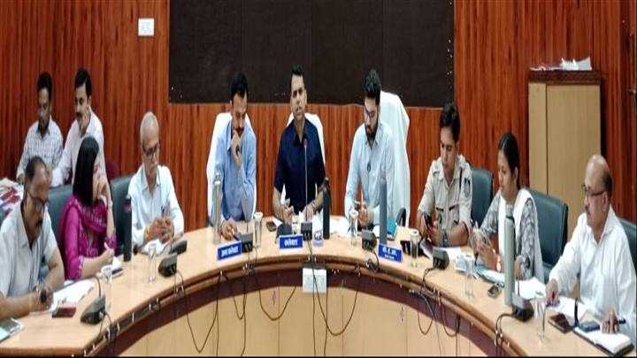 कलेक्टर ने की सामूहिक विवाह कार्यक्रम की तैयारियों की समीक्षा कलेक्टर ने की सामूहिक विवाह कार्यक्रम की तैयारियों की समीक्षा