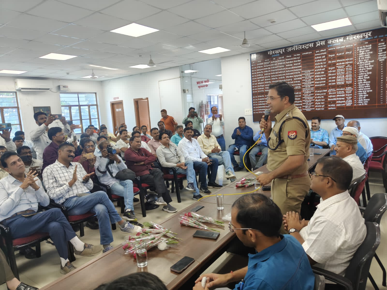 *गोरखपुर जर्नलिस्ट्स प्रेस क्लब के ‘प्रेस से मिलिए’ कार्यक्रम में बोले जिलाधिकारी कृष्णा करुणेश*