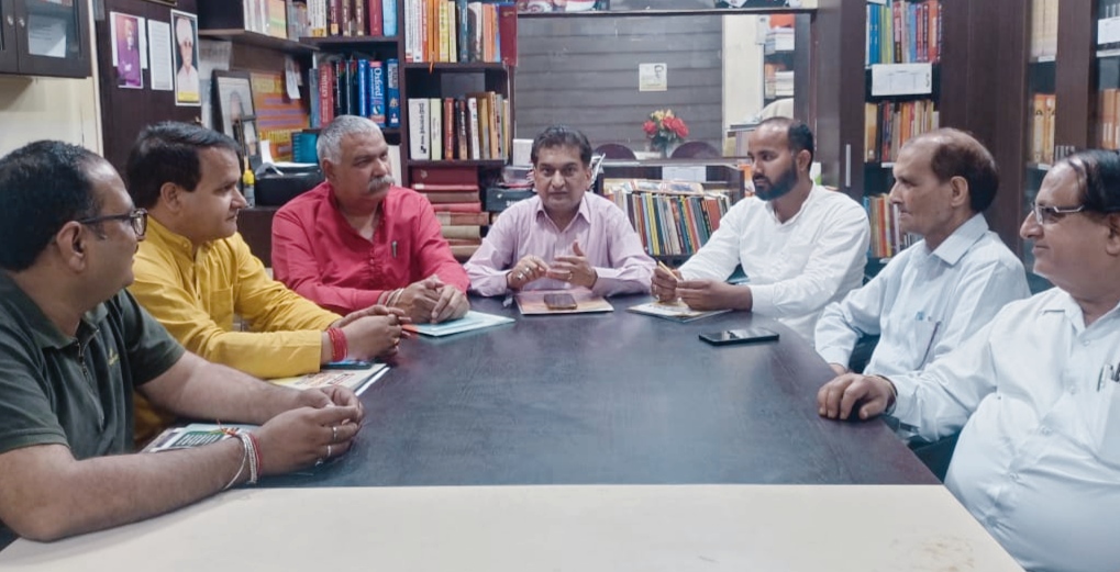 मोदी सरकार की कल्याणकारी योजनाएं अंबेडकर के विजन को दर्शाती हैं : भाजपा प्रवक्ता मोदी सरकार की कल्याणकारी योजनाएं अंबेडकर के विजन को दर्शाती हैं : भाजपा प्रवक्ता