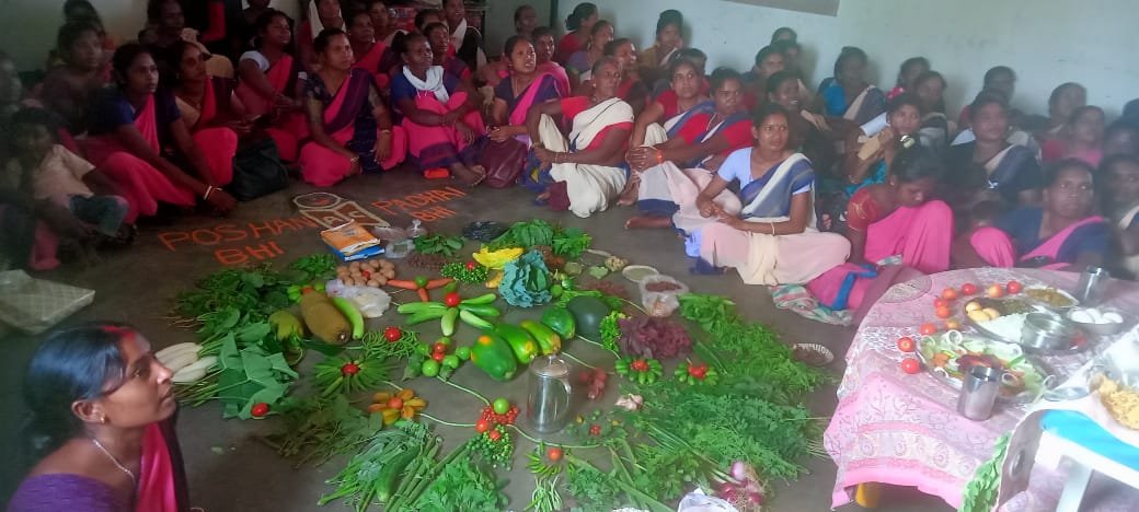 आंगनबाड़ी केंद्र कर्रा में पकवान प्रतियोगिता का आयोजन आंगनबाड़ी केंद्र कर्रा में पकवान प्रतियोगिता का आयोजन
