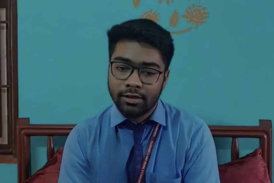 हिमग्न हिमग्न