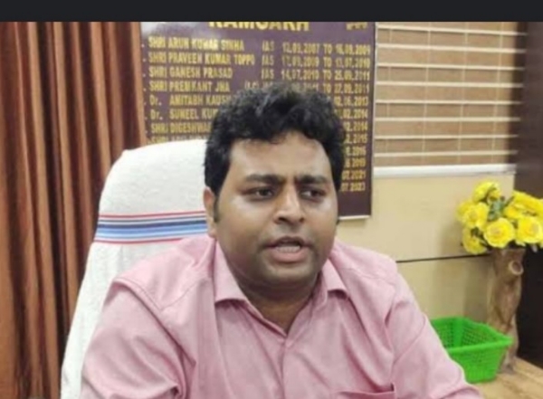 डीसी चंदन कुमार डीसी चंदन कुमार
