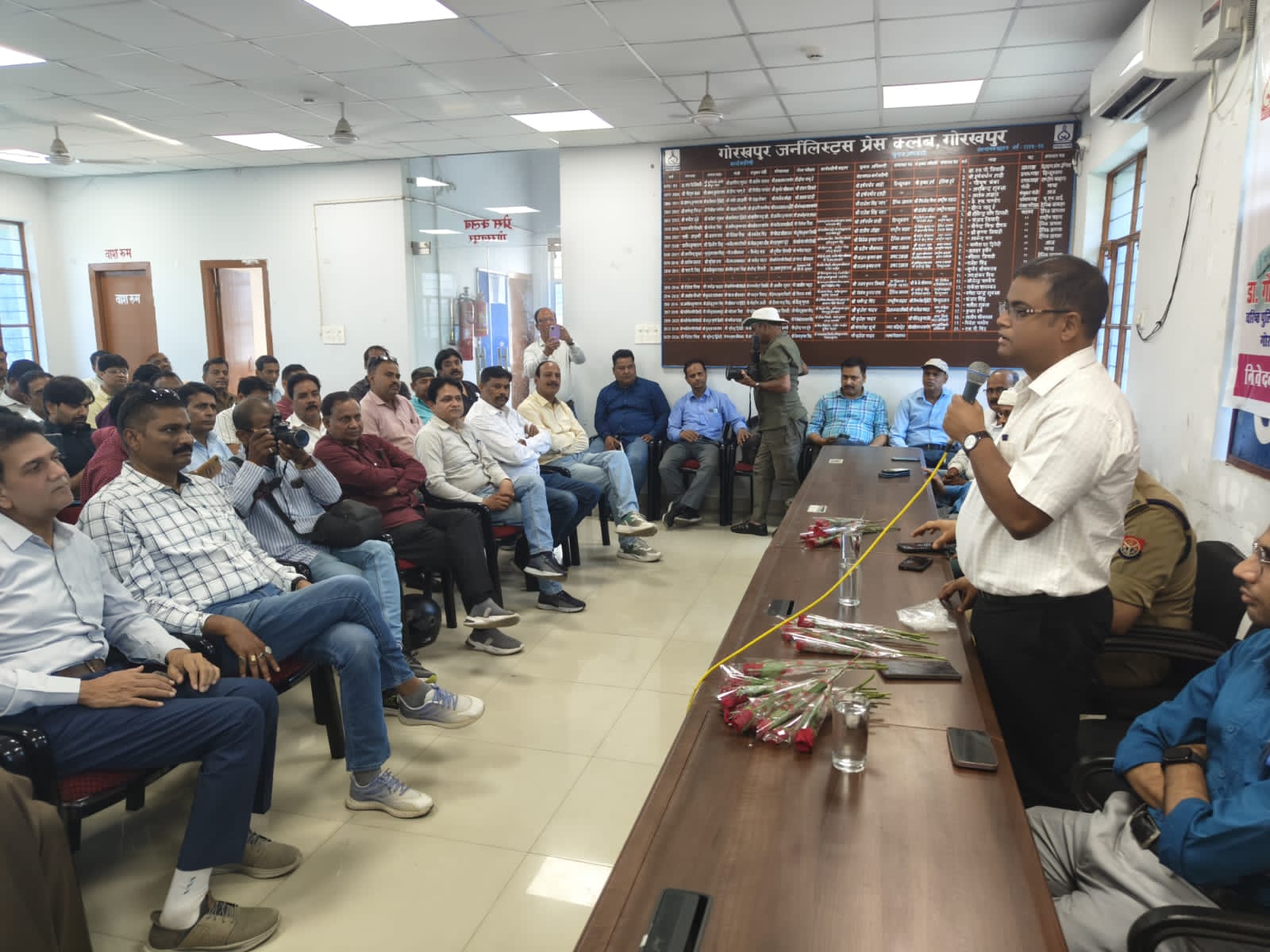 *गोरखपुर जर्नलिस्ट्स प्रेस क्लब के ‘प्रेस से मिलिए’ कार्यक्रम में बोले जिलाधिकारी कृष्णा करुणेश*