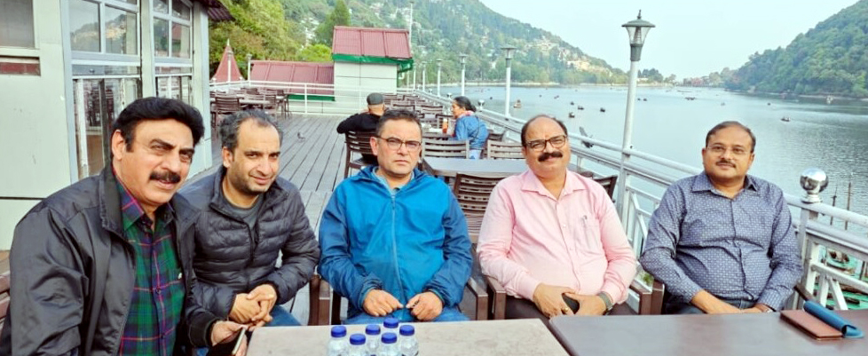 पत्रकार वार्ता करते रोटरी क्लब के पदाधिकारी। पत्रकार वार्ता करते रोटरी क्लब के पदाधिकारी।