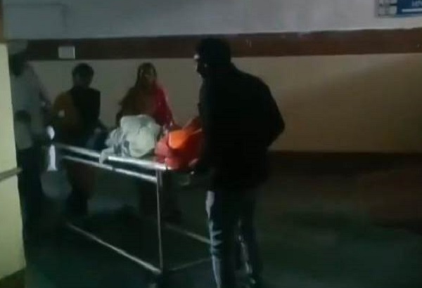 मुरैना : सर्जिकल ऑपरेशन थिएटर का विद्युत पैनल आग से हुआ खाक मुरैना : सर्जिकल ऑपरेशन थिएटर का विद्युत पैनल आग से हुआ खाक