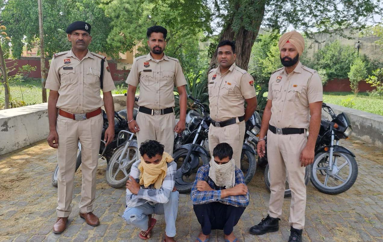 पकड़े गए चोर गिरोह के सदस्य। पकड़े गए चोर गिरोह के सदस्य।