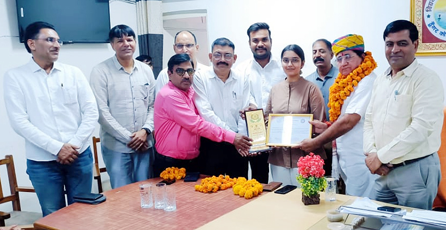 दिशा दुजारी एवं अवनी ज्याणी का सुयश दिशा दुजारी एवं अवनी ज्याणी का सुयश