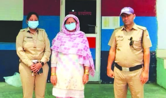 लक्सर कोतवाली पुलिस की गिरफ्त में आरोपिता लक्सर कोतवाली पुलिस की गिरफ्त में आरोपिता