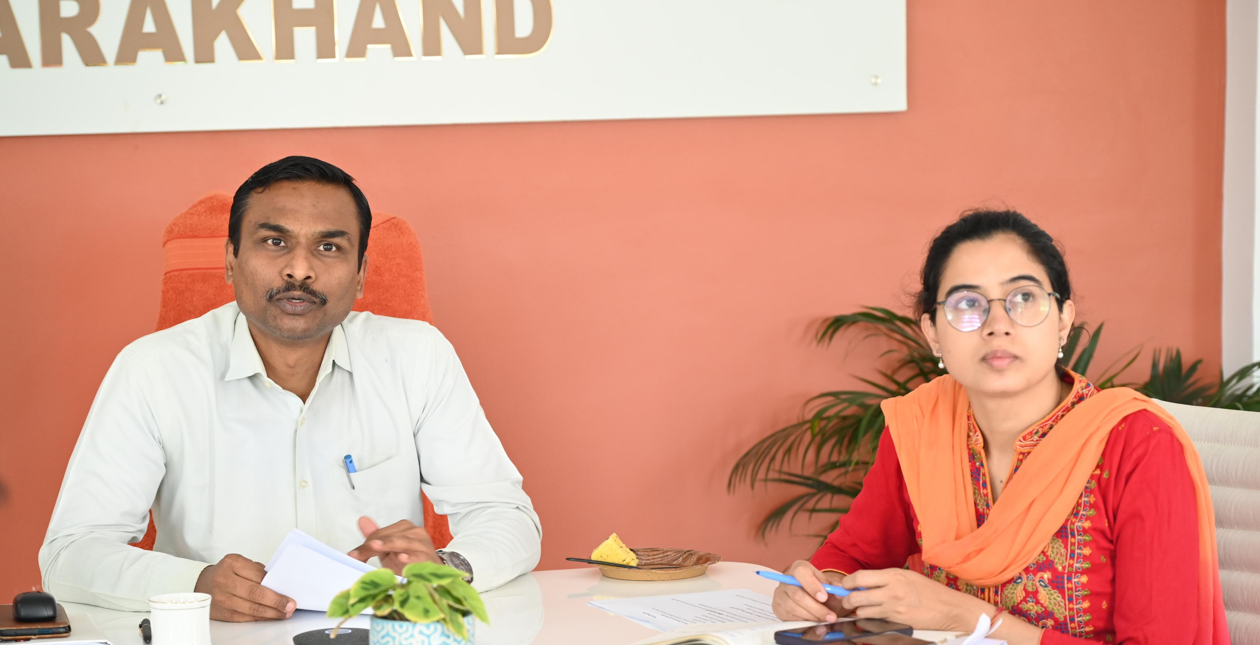 अपर मुख्य निर्वाचन अधिकारी डॉ. विजय कुमार जोगदंडे सचिवालय में वीडियो कॉन्फ्रेंस के माध्यम से बैठक करते। अपर मुख्य निर्वाचन अधिकारी डॉ. विजय कुमार जोगदंडे सचिवालय में वीडियो कॉन्फ्रेंस के माध्यम से बैठक करते।