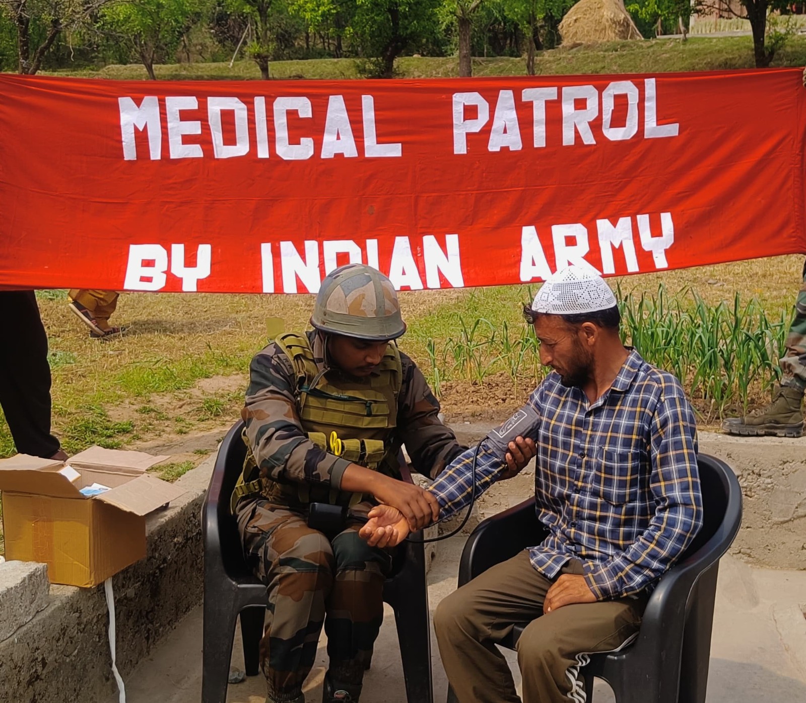 राजौरी के सुदूरवर्ती गांव पाटली टॉप में निःशुल्क चिकित्सा गश्ती की राजौरी के सुदूरवर्ती गांव पाटली टॉप में निःशुल्क चिकित्सा गश्ती की