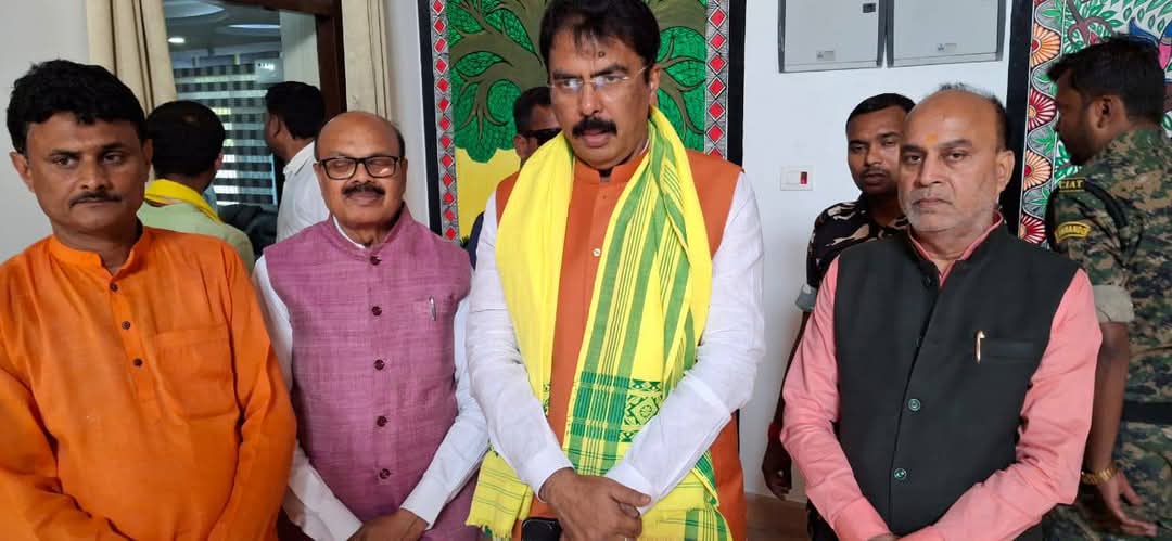 अररिया फोटो:मंत्री कि आठ फारबिसगंज और नरपतगंज विधायक अररिया फोटो:मंत्री कि आठ फारबिसगंज और नरपतगंज विधायक