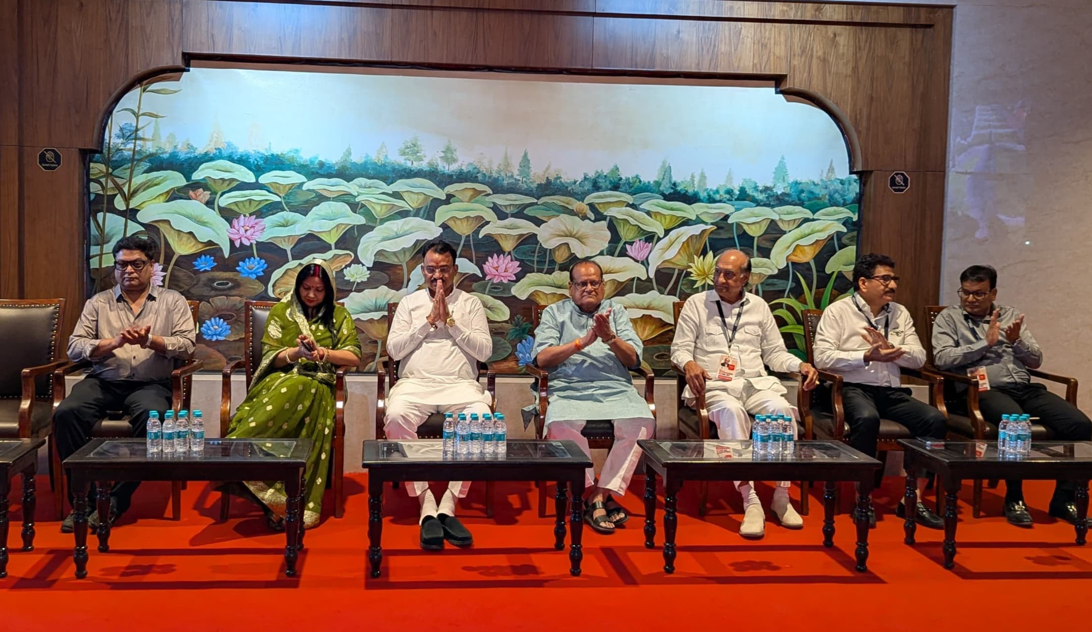 क्रेडाई रियल एस्टेट एक्सपो:उपमुख्यमंत्री डॉ. प्रेमचंद बैरवा ने किया शुभारंभ क्रेडाई रियल एस्टेट एक्सपो:उपमुख्यमंत्री डॉ. प्रेमचंद बैरवा ने किया शुभारंभ