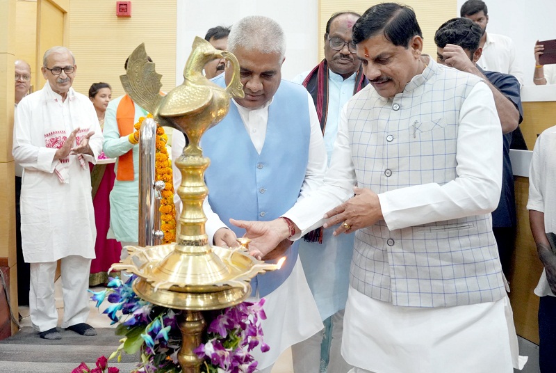 जलवायु परिवर्तन और समुदाय आधारित आजीविका पर 2 दिवसीय राष्ट्रीय कार्यशाला का हुआ शुभारंभ जलवायु परिवर्तन और समुदाय आधारित आजीविका पर 2 दिवसीय राष्ट्रीय कार्यशाला का हुआ शुभारंभ