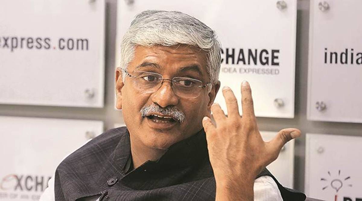 केंद्रीय संस्कृति और पर्यटन मंत्री गजेंद्र सिंह शेखावत केंद्रीय संस्कृति और पर्यटन मंत्री गजेंद्र सिंह शेखावत