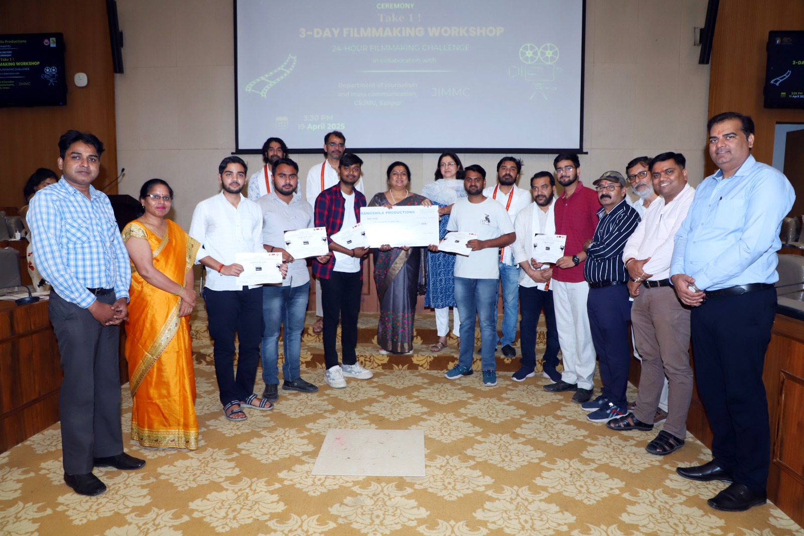 “डियर फ्यूचर एआई” ने जीता फिल्म मेकिंग वर्कशॉप में पहला स्थान “डियर फ्यूचर एआई” ने जीता फिल्म मेकिंग वर्कशॉप में पहला स्थान