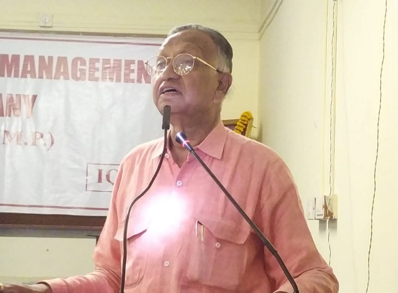 विक्रम विश्ववि‌द्यालय के वनस्पति एवं पर्यावरण प्रबंधन अध्ययनशाला में आयोजित हुआ विशिष्ट व्याख्यान