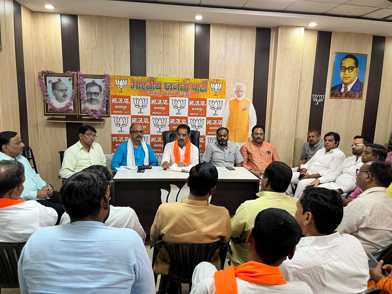 प्रधानमंत्री के नगर आगमन पर बीजेपी के प्रत्येक पदाधिकारी को कार्यक्रम सफल बनाने की दी गई जिम्मेदारी प्रधानमंत्री के नगर आगमन पर बीजेपी के प्रत्येक पदाधिकारी को कार्यक्रम सफल बनाने की दी गई जिम्मेदारी
