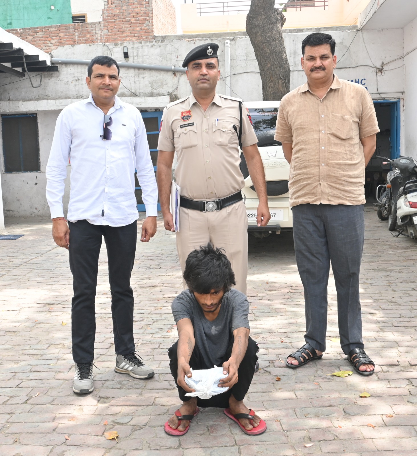 सीआईए थ्री की गिरफ्त में चोरी का आरोपी सीआईए थ्री की गिरफ्त में चोरी का आरोपी
