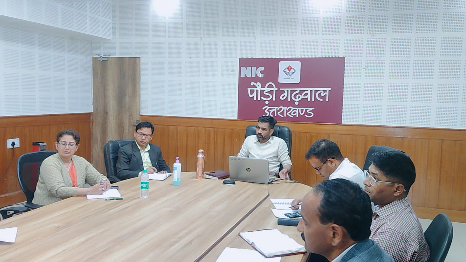 अर्धकुंभ की तैयारियां समय से पूरे किए जाएं: डीएम अर्धकुंभ की तैयारियां समय से पूरे किए जाएं: डीएम