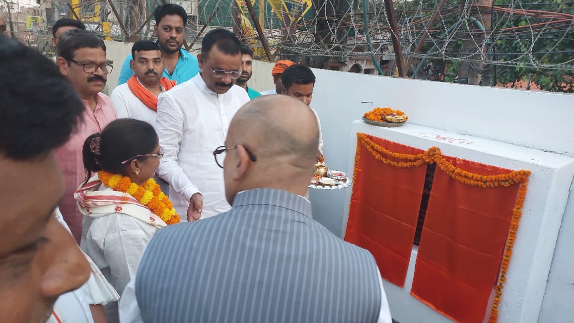 ‘स्मार्ट वेस्ट मैनेजमेंट ट्रांसफर स्टेशन’का उद्घाटन करते महापौर ‘स्मार्ट वेस्ट मैनेजमेंट ट्रांसफर स्टेशन’का उद्घाटन करते महापौर