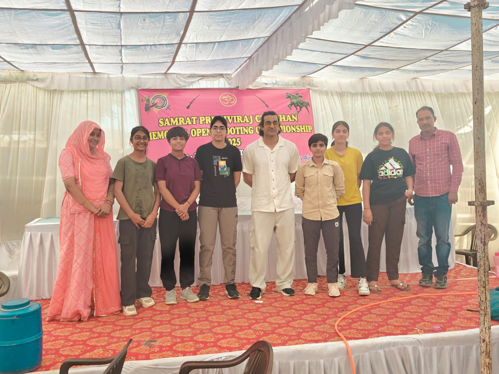 ओलम्पियन मनु भाकर के प्रशिक्षक अनिल जाखड़ ने ओलम्पियन मनु भाकर के प्रशिक्षक अनिल जाखड़ ने