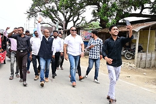 पदयात्रा पर निकले पूर्व आईपीएस व हिन्द देना चीफ शिवदीप लांडे, सीमांचल से किया आगाज