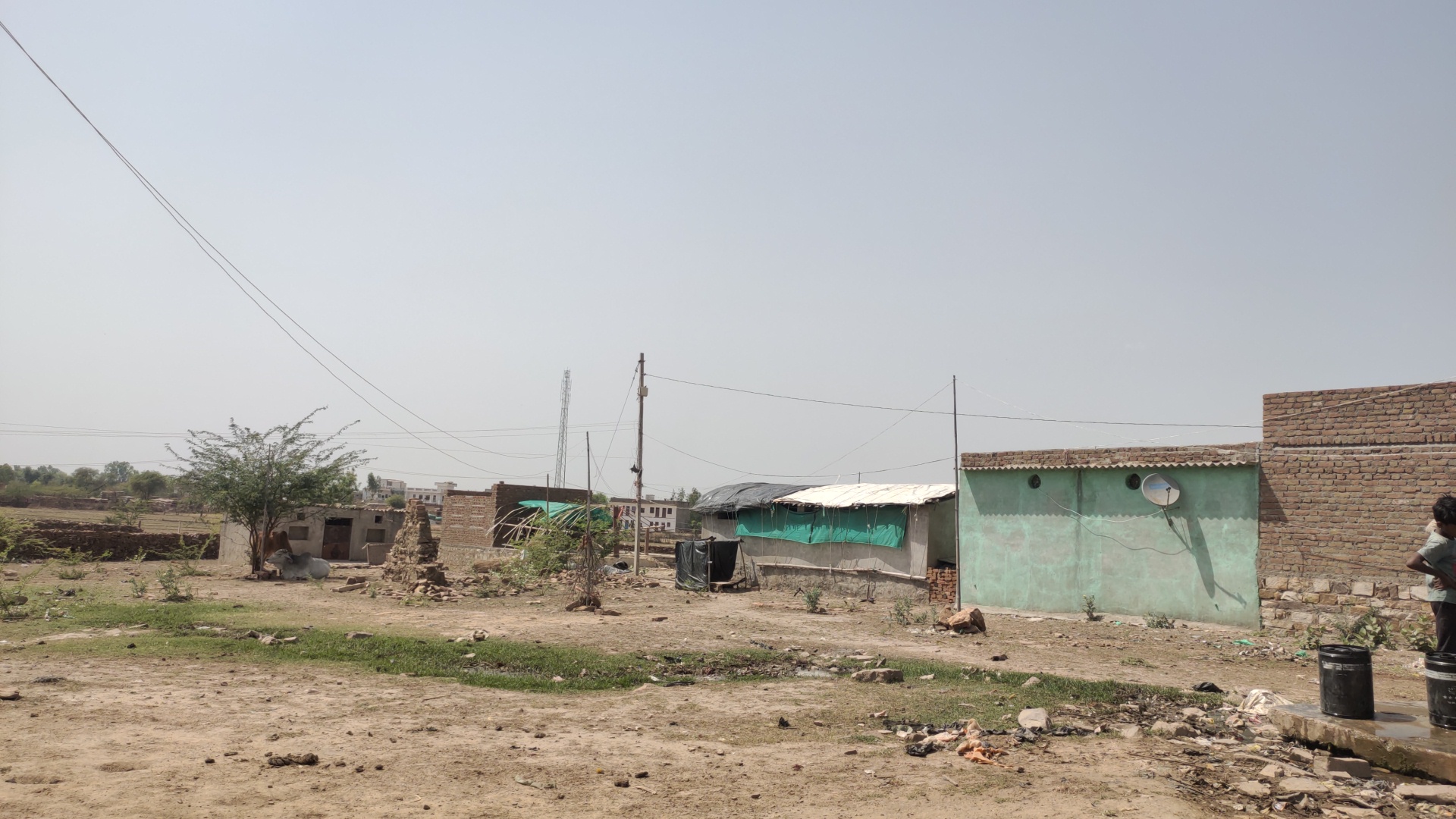 एक सैकड़ा से अधिक हितग्राहियों को 40 वर्षों में न भूखण्ड मिला और न आवास