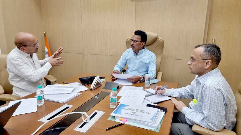मंत्री ने अटल भू-जल योजना की प्रगति की समीक्षा मंत्री ने अटल भू-जल योजना की प्रगति की समीक्षा