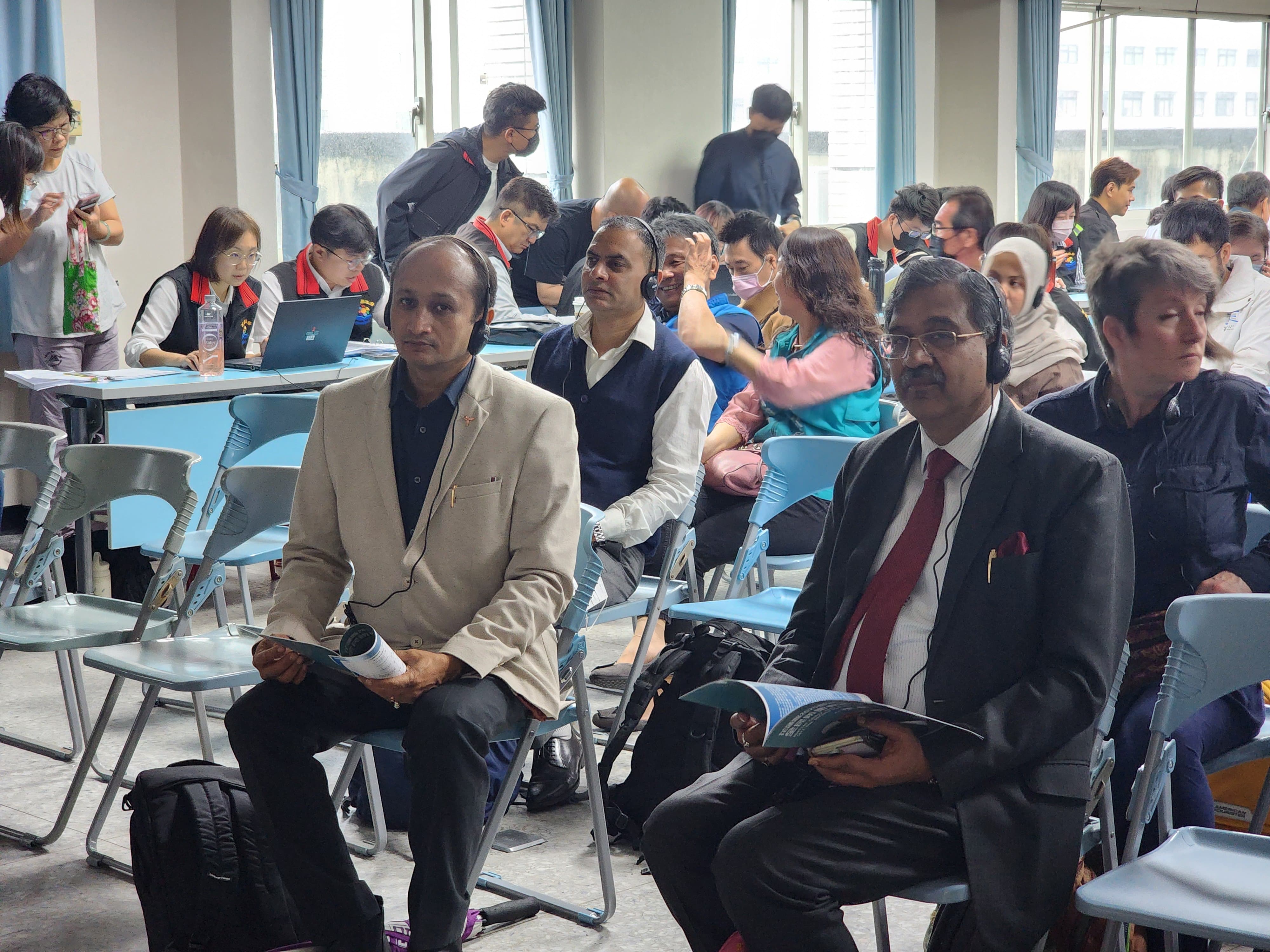 ताईवान के हुआलिएन में आयोजित कार्यक्रम में मौजूद कुलपति और अन्य। ताईवान के हुआलिएन में आयोजित कार्यक्रम में मौजूद कुलपति और अन्य।