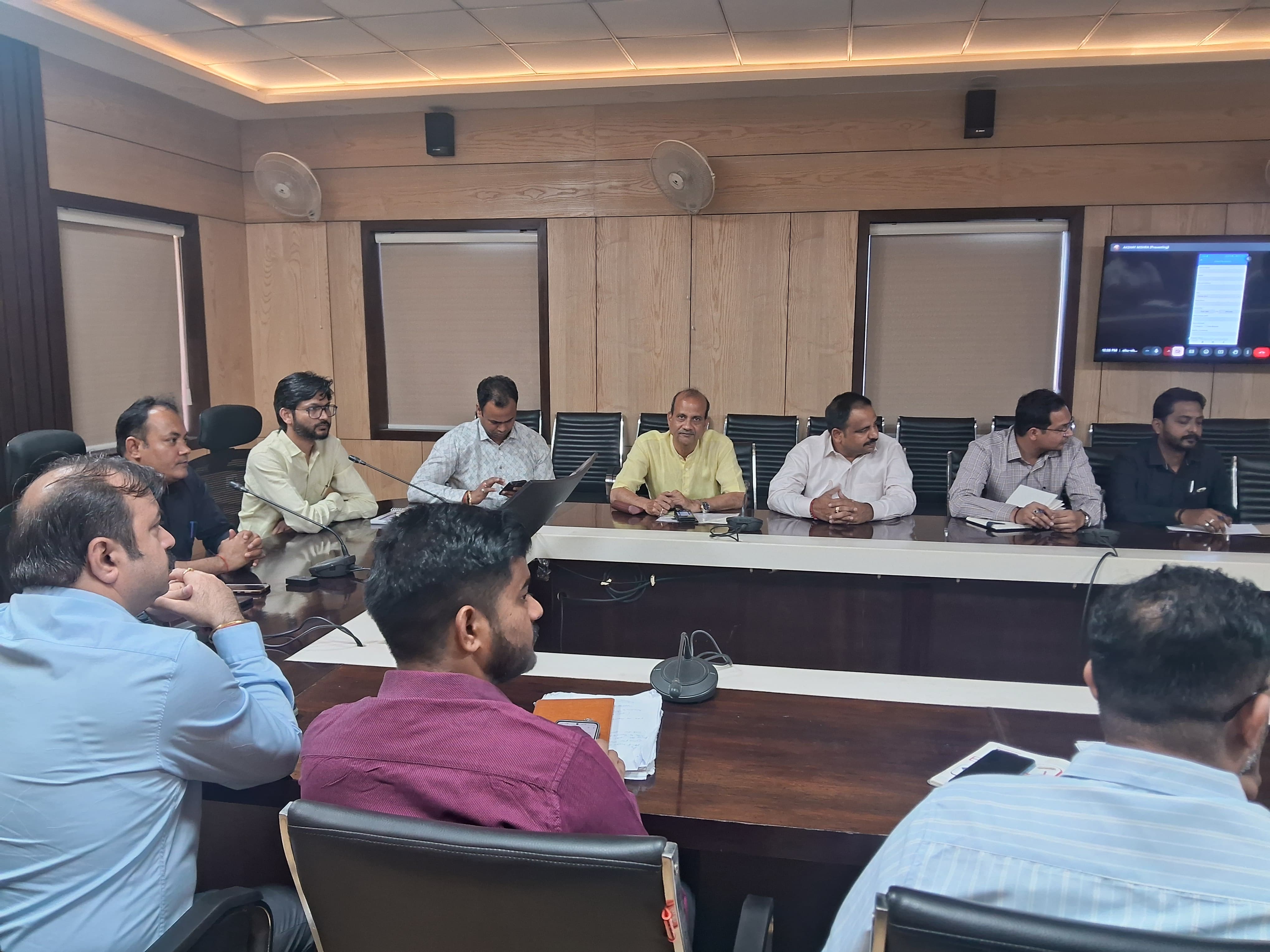 नगर निगम और विकास प्राधिकरण की संयुक्त कार्यशाला नगर निगम और विकास प्राधिकरण की संयुक्त कार्यशाला