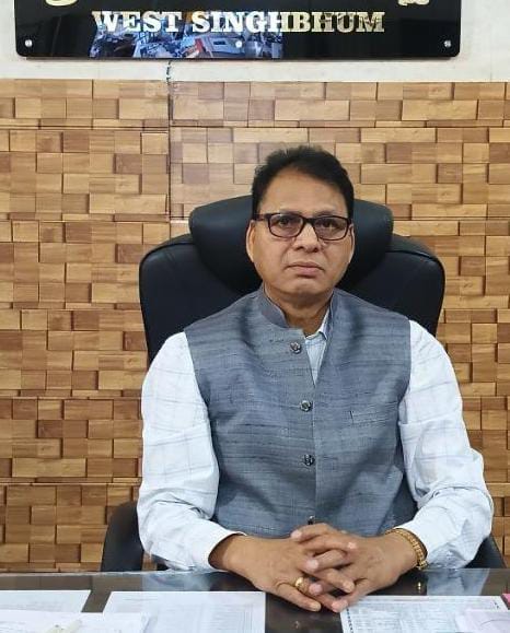 पश्चिमी सिंहभूम के सीएमओ की फाइल फोटो पश्चिमी सिंहभूम के सीएमओ की फाइल फोटो