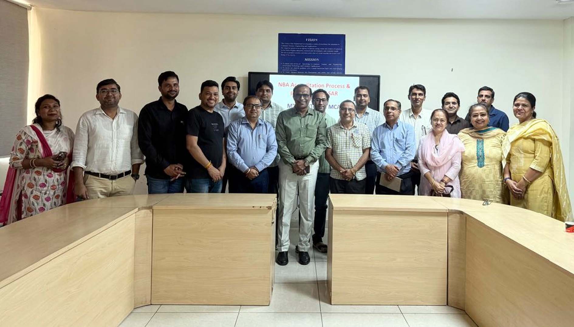 कार्यशाला में उपस्थित शैक्षणिक मामलों के अधिष्ठाता प्रो. योगेश चाबा, विभागाध्यक्ष प्रो. ओमप्रकाश सांगवान एवं प्रतिभागी। कार्यशाला में उपस्थित शैक्षणिक मामलों के अधिष्ठाता प्रो. योगेश चाबा, विभागाध्यक्ष प्रो. ओमप्रकाश सांगवान एवं प्रतिभागी।