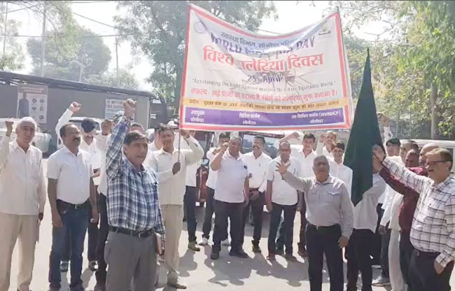 सोनीपत: विश्व मलेरिया दिवस के अवसर पर सिविल सर्जन कार्यालय द्वारा निकाली गई जन-जागरूकता रैली सोनीपत: विश्व मलेरिया दिवस के अवसर पर सिविल सर्जन कार्यालय द्वारा निकाली गई जन-जागरूकता रैली