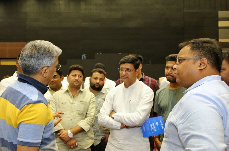 महापौर-एसीएस ने व्यवस्थाओं का लिया जायजा महापौर-एसीएस ने व्यवस्थाओं का लिया जायजा