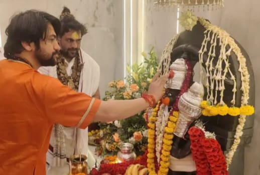 फोटो : गुरुग्राम पहुंचे बागेश्वर धाम के बाबा धीरेंद्र शास्त्री फोटो : गुरुग्राम पहुंचे बागेश्वर धाम के बाबा धीरेंद्र शास्त्री