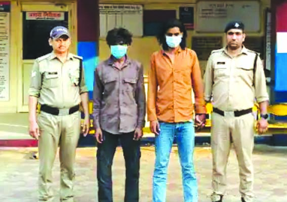 रूड़की गंगनहर पुलिस की गिरफ्त में आरोपित रूड़की गंगनहर पुलिस की गिरफ्त में आरोपित