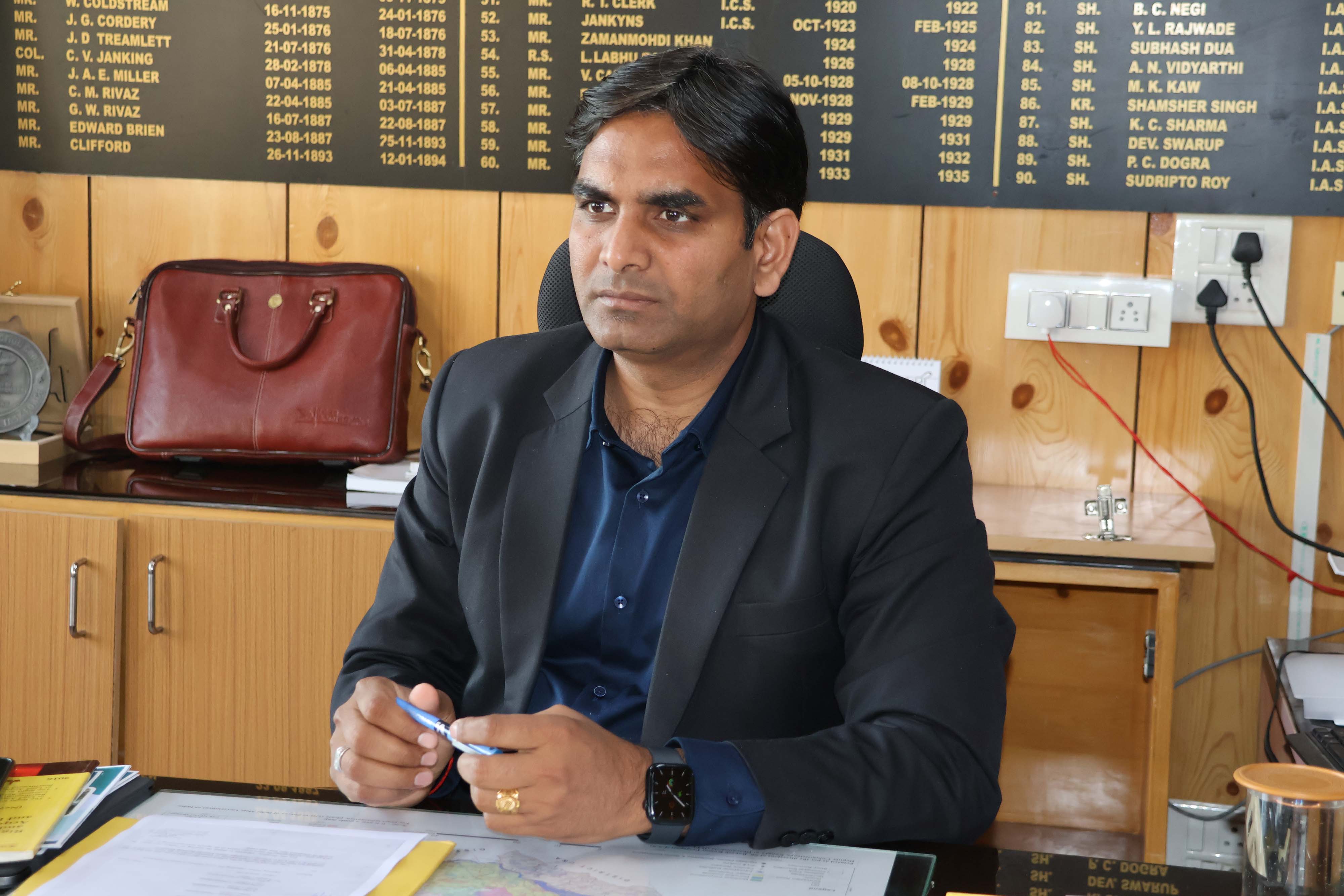 बोर्ड अध्यक्ष। बोर्ड अध्यक्ष।