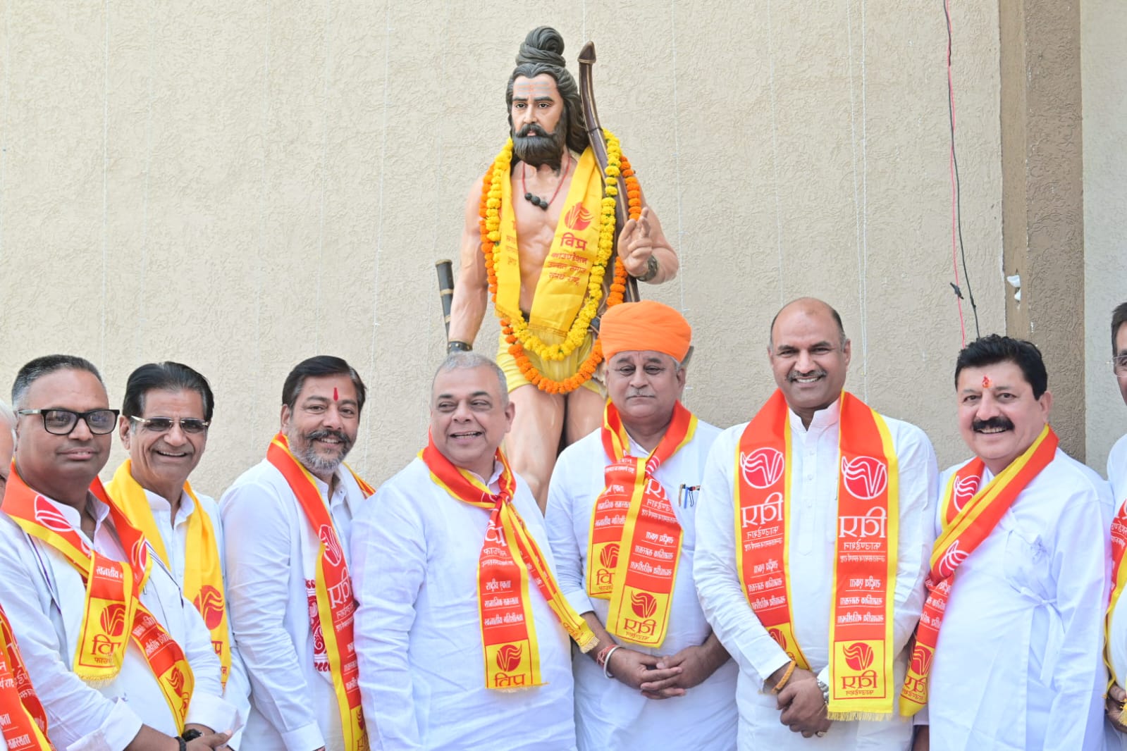 परशुराम ज्ञानपीठ में मूर्ति प्रतिष्ठा पूजन का श्री गणेश परशुराम ज्ञानपीठ में मूर्ति प्रतिष्ठा पूजन का श्री गणेश
