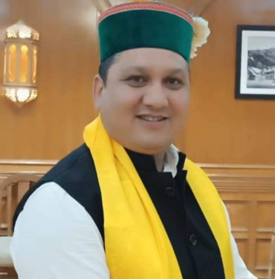 हिमाचल किसान मोर्चा के अध्यक्ष संजीव देष्टा हिमाचल किसान मोर्चा के अध्यक्ष संजीव देष्टा
