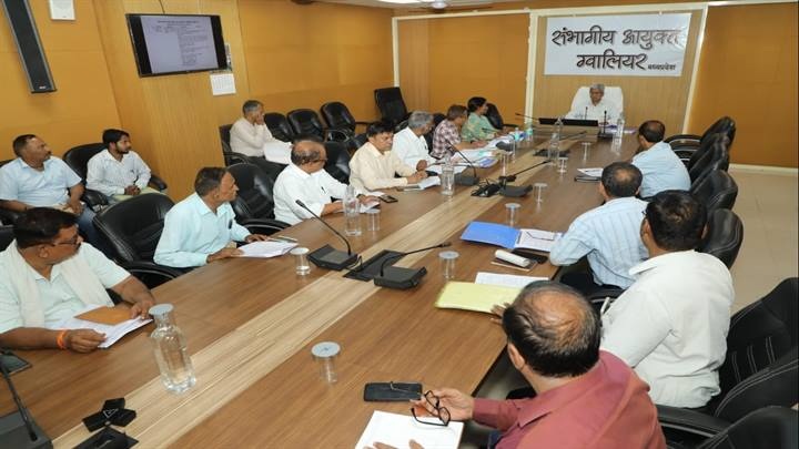 ग्वालियरः आयुर्वेदिक महाविद्यालय एवं चिकित्सालय की कार्यकारिणी समिति की बैठक सम्पन्न ग्वालियरः आयुर्वेदिक महाविद्यालय एवं चिकित्सालय की कार्यकारिणी समिति की बैठक सम्पन्न