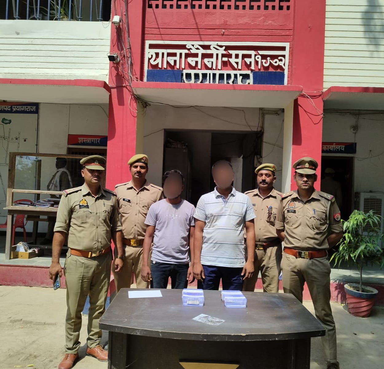 युवक की हत्या मामले में गिरफ्तार युवकों का छाया चित्र युवक की हत्या मामले में गिरफ्तार युवकों का छाया चित्र