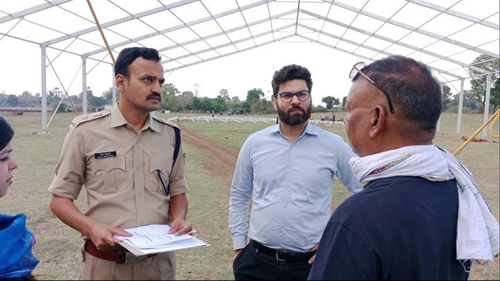 एसपी एवं सीईओ ने किया कार्यक्रम स्थल का निरीक्षण एसपी एवं सीईओ ने किया कार्यक्रम स्थल का निरीक्षण