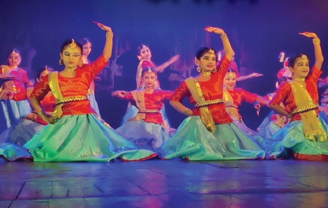 प्रतीकात्मक तस्वीर नृत्य प्रतीकात्मक तस्वीर नृत्य