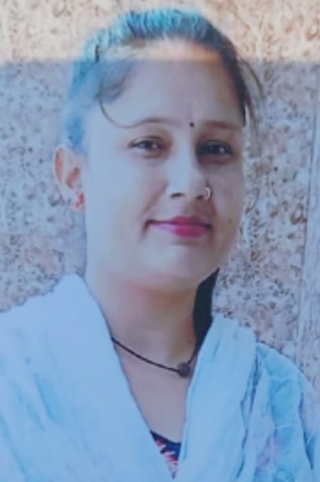 मृतक पूजा की फोटो